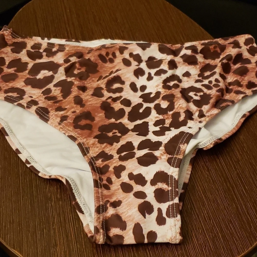 Combor High Waist Leopard Bikini Set in White & Leopard Size S
